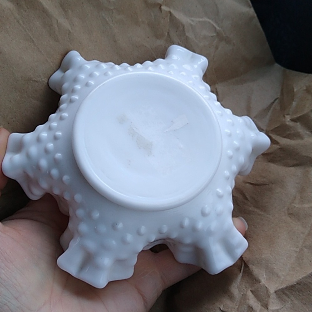 Vintage Fenton hobnail milk glass crimped ruffle edge bowl candy dish - Picture 3 of 5